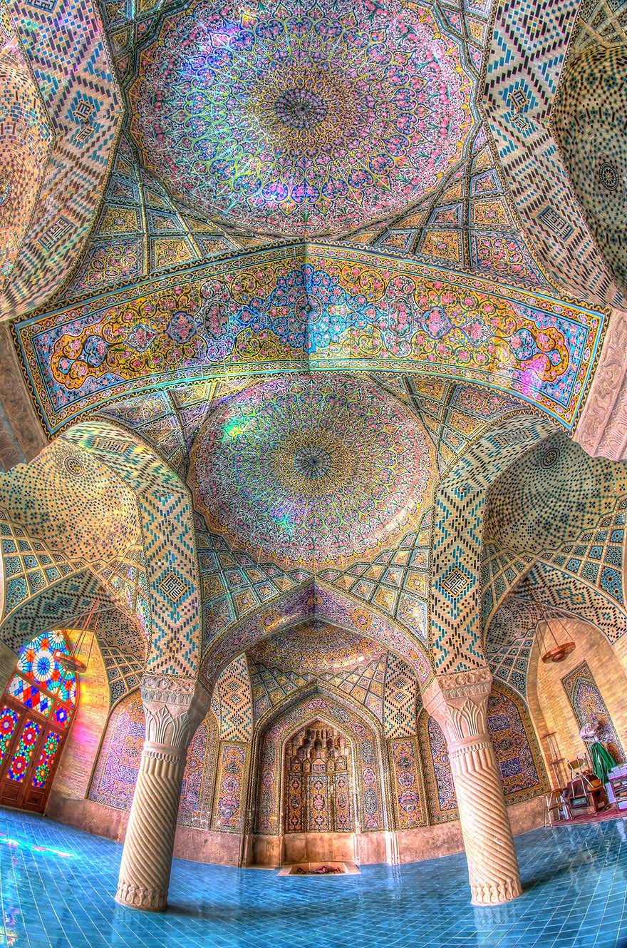 Мечеть Насир аль-Мульк, Шираз, Иран.